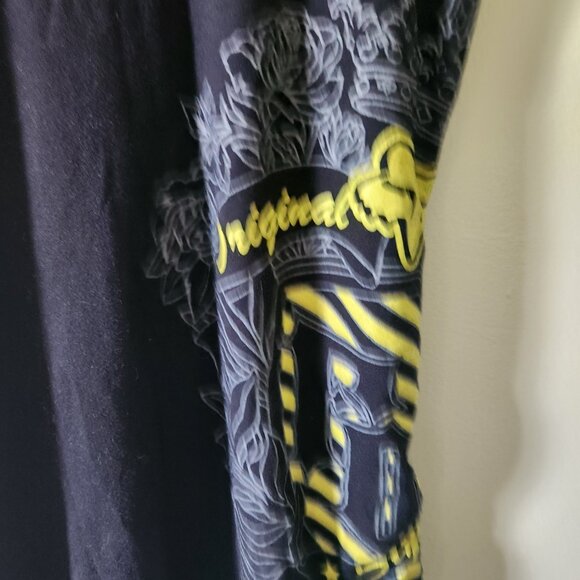 Cut out back fox shirt - Picture 3 of 4